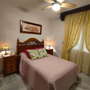 https://suite-salitre12.hotelsinnerja.org